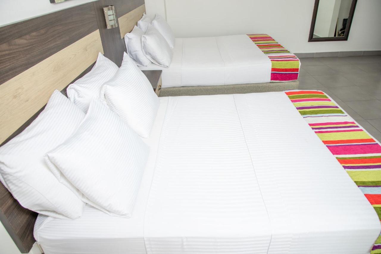 Hotel Anamela Mani Екстер'єр фото