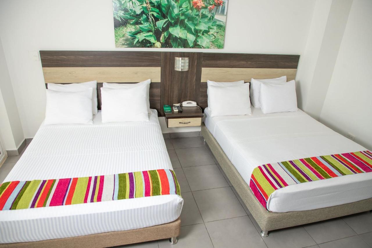 Hotel Anamela Mani Екстер'єр фото