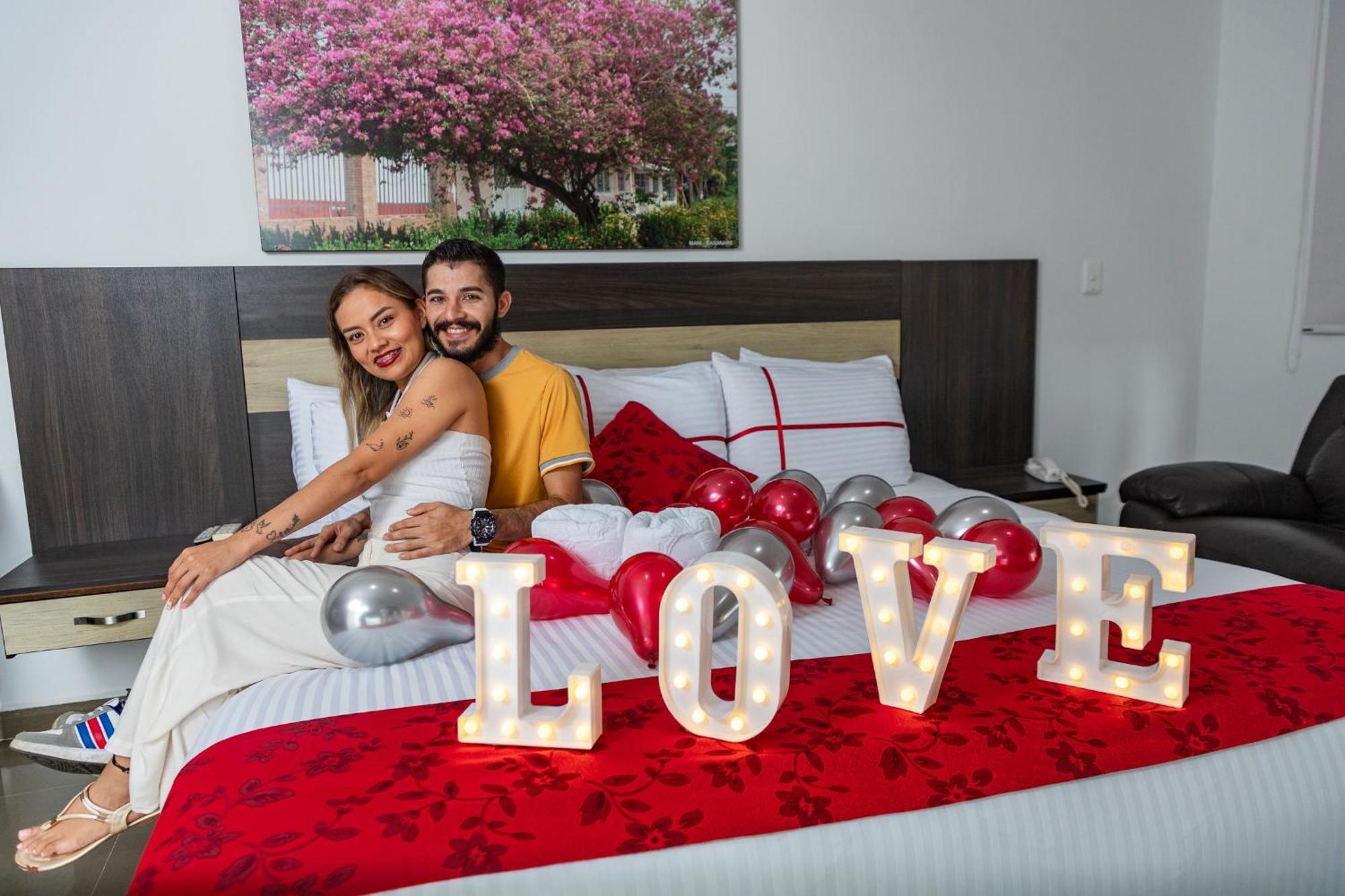 Hotel Anamela Mani Екстер'єр фото